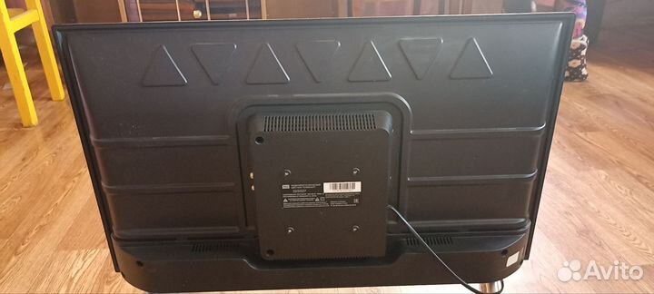 SMART TV TCL32S527