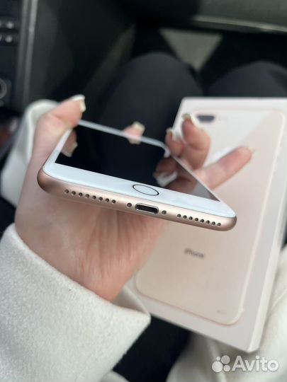 iPhone 8 Plus, 64 ГБ