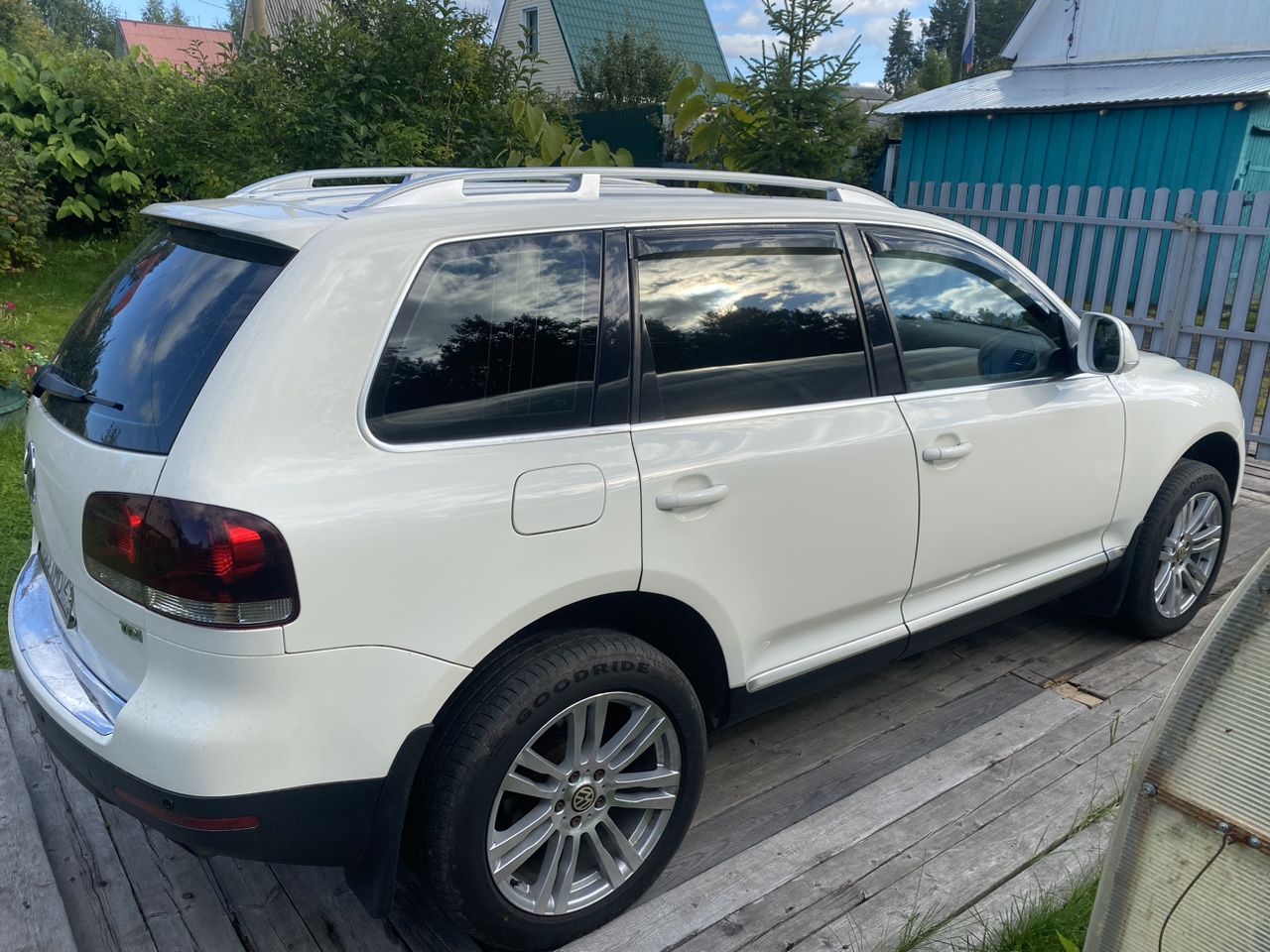 Volkswagen Touareg: фото владельца