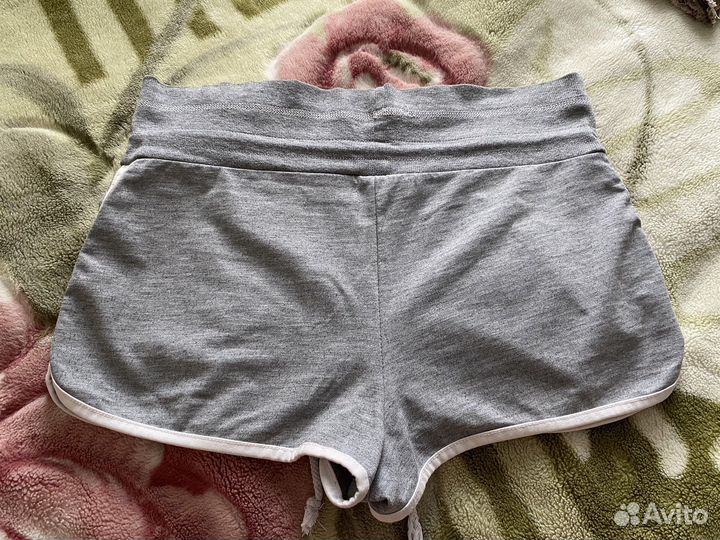 Шорты женские