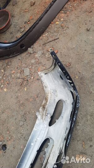 Передний бампер Мерседес w203 C-class доресталинг