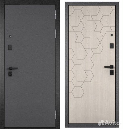 Дверь входная металлическая в квартиру