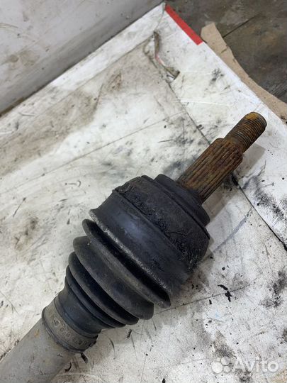 Полуось (привод в сборе) Renault Scenic