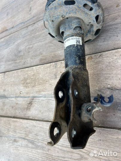 Амортизатор передний левый Honda Civic 4D 1.3 2008