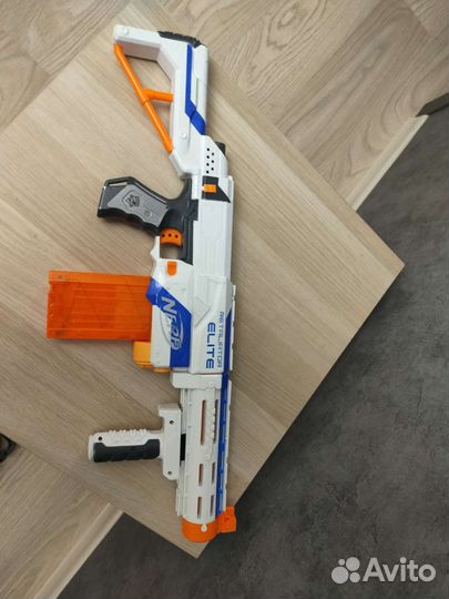 Бластер nerf