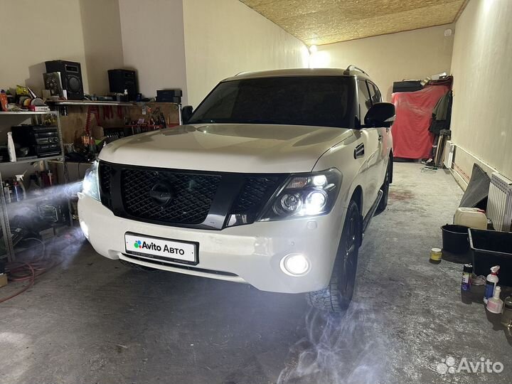 Nissan Patrol 5.6 AT, 2011, 201 100 км