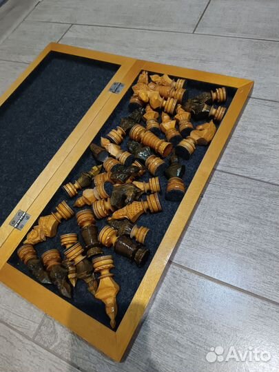 Шахматы деревянные резные