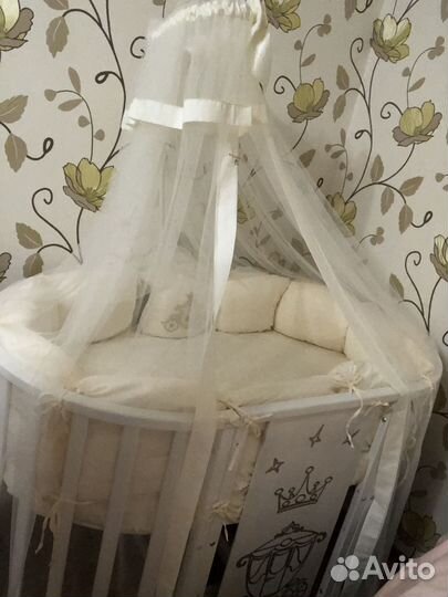 Детская кроватка круглая овальная