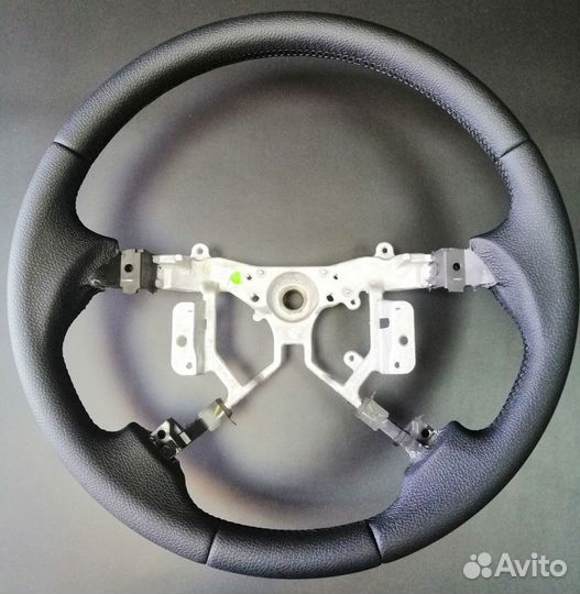 Руль Toyota Camry Highlander Hilux Mark X