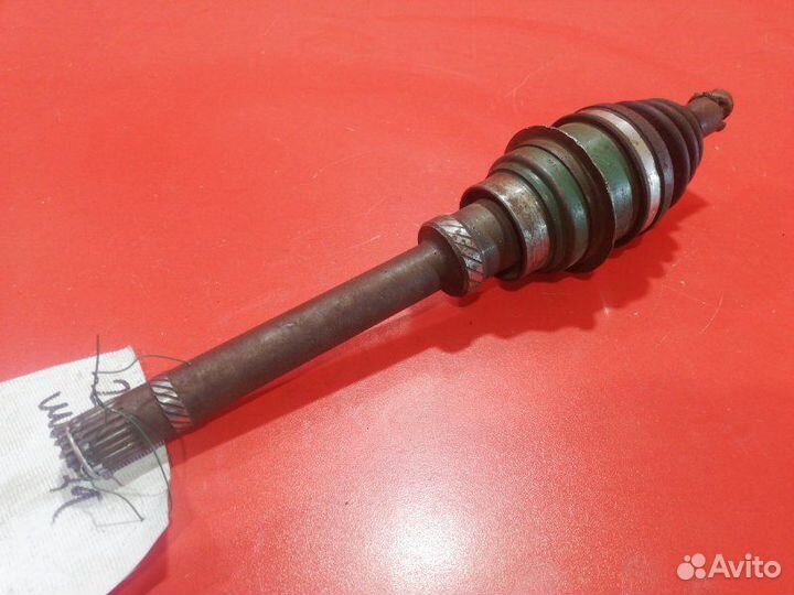 Шрус внутренний передний правый Toyota Passo KGC15