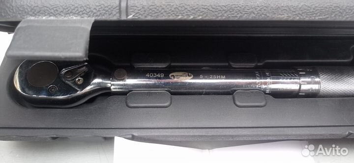 Динамометрический ключ