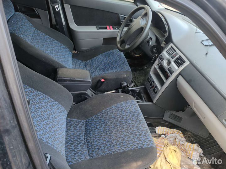 Лада Приора в разбор