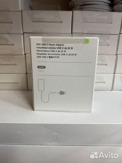 Apple USB-C Power Adapter 20W / Зарядка для iPhone