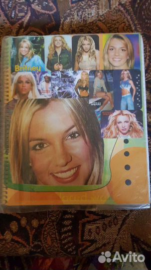 Тетрадка общая-2шт с вырезками