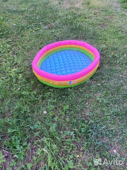 Десткий бассейн радуга