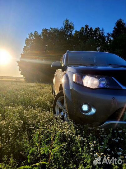 Mitsubishi Outlander 2.4 CVT, 2008, 300 000 км