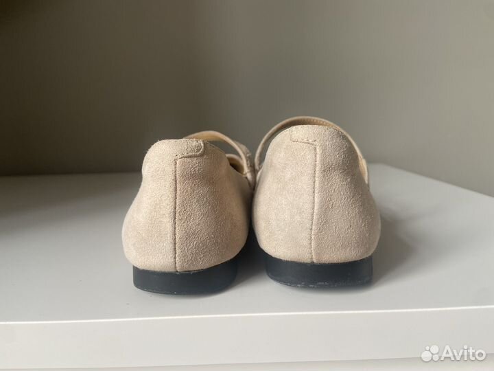 Замшевые бежевые балетки Lalou, размер 38