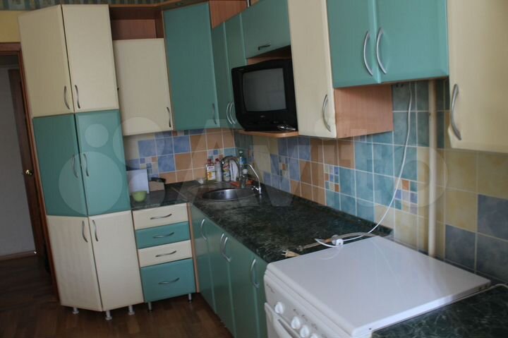 4-к. квартира, 77 м², 4/5 эт.