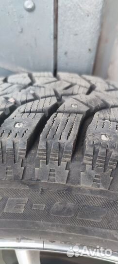 Bridgestone Blizzak Spike-02 195/65 R15