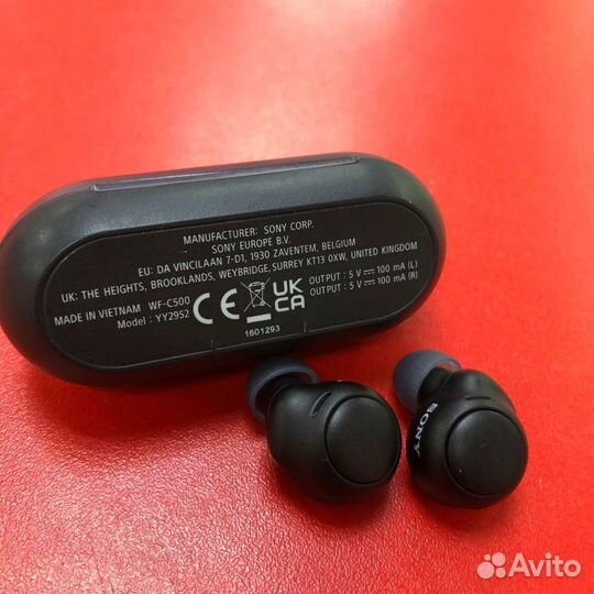 Беспроводные наушники Sony WF-C500