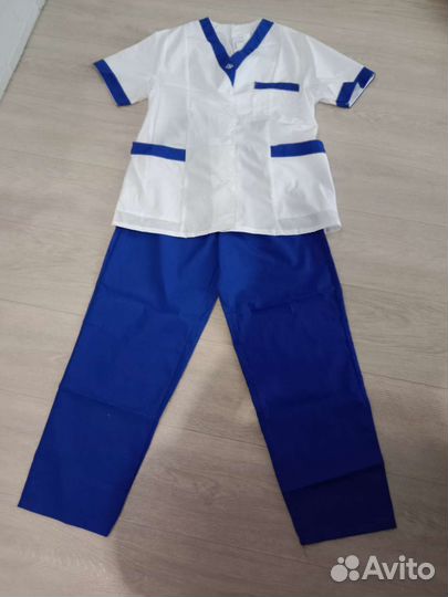 Медицинский костюм