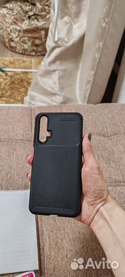 Чехлы на honor 20