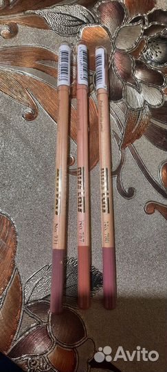 Карандаши для губ