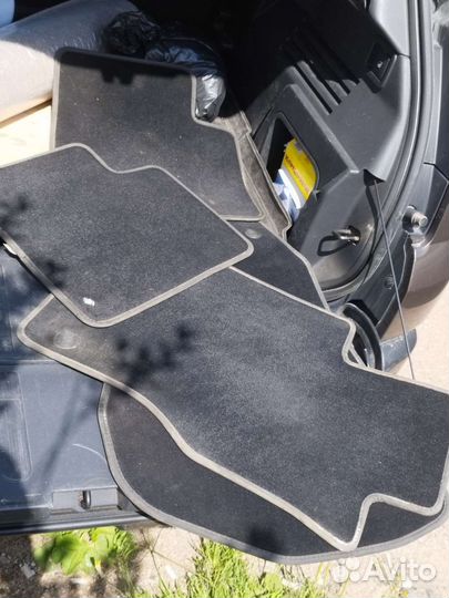 Коврики салона Mercedes ML W164