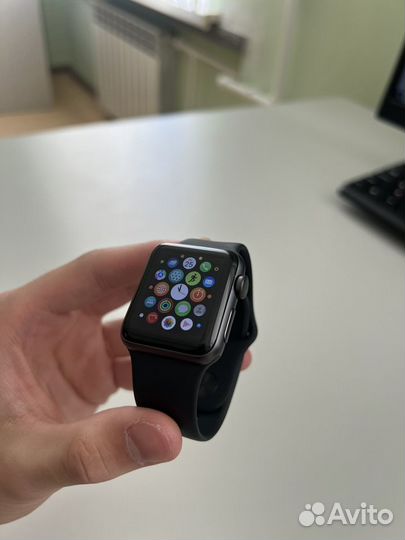 Apple watch 3 38 mm отличные