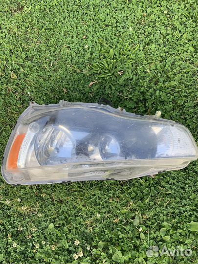 Фара правая Outlander XL