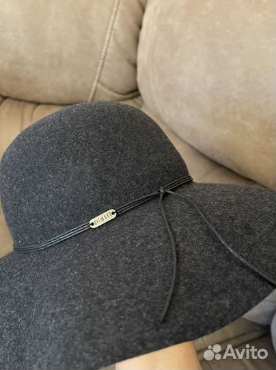 Шляпа фетровая женская черная