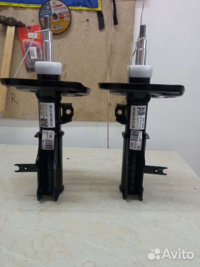 Передние амортизаторы chevrolet malibu 2016-2023