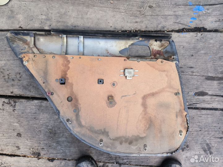 Обшивка двери, комплект Toyota Corolla AE110