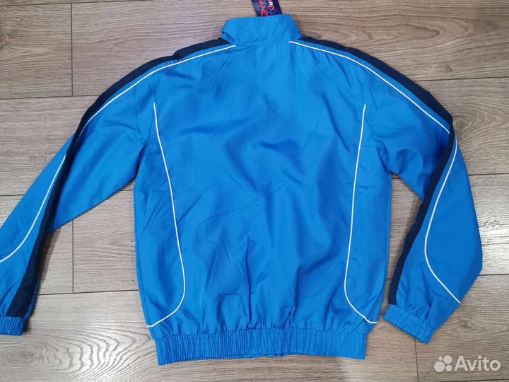 Новый спортивный костюм р 164