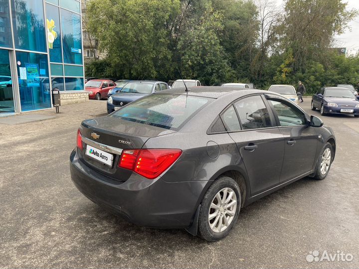 Chevrolet Cruze 1.6 МТ, 2011, 206 000 км