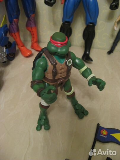 Игрушки супер-герои,мототехника,черепашка нинзя