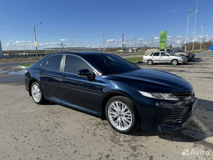 Toyota Camry 2.5 AT, 2019, 50 000 км