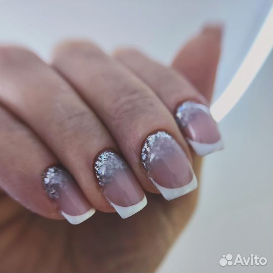 Маникюр с покрытием гель-лак