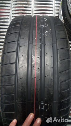 Bridgestone Potenza S001 245/45 R19 102Y