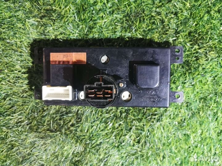 Блок управления печкой Hyundai Elantra 3 XD G4ED