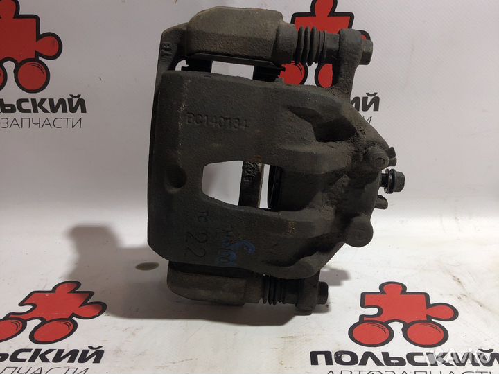 Суппорт передний правый на hyundai solaris