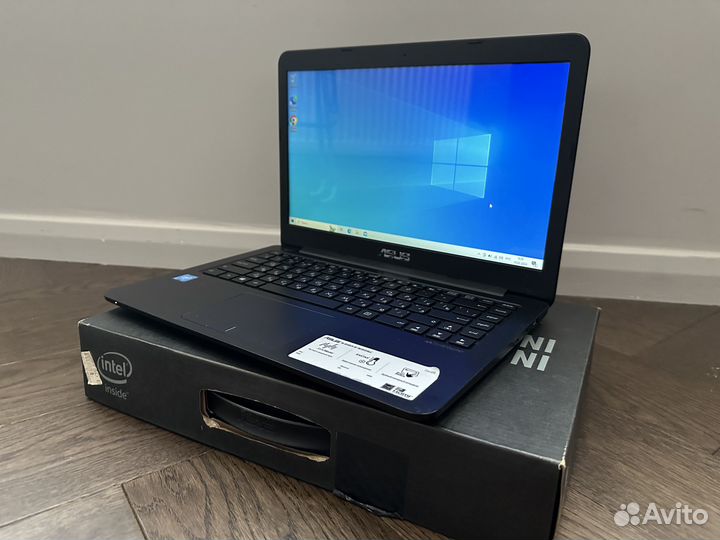 Ноутбук Asus intel 32emmc/120Gb SSD