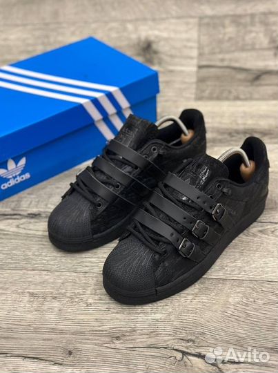 Кроссовки Adidas superstar