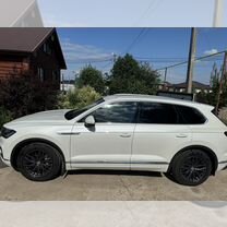 Volkswagen Touareg 3.0 AT, 2019, 135 000 км, с пробегом, цена 4 750 000 руб.