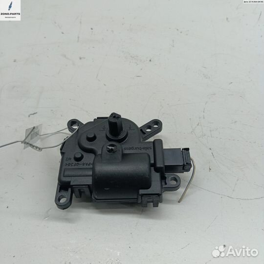 Моторчик заслонки отопителя 1S7H19B634CA на Ford Focus II (2004-2011)