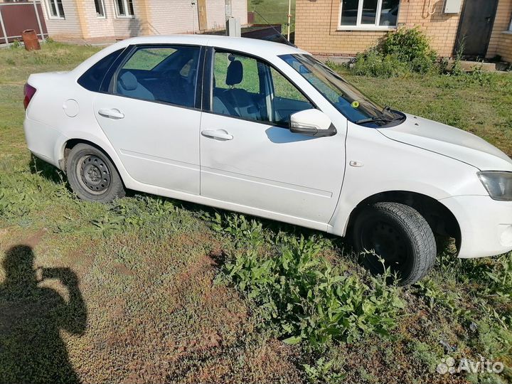 LADA Granta 1.6 МТ, 2018, 290 000 км