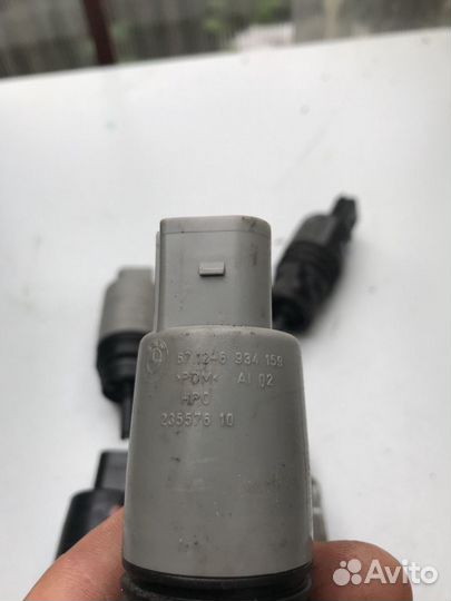 Насос стеклоомывателя ветрового стекла BMW 6712730