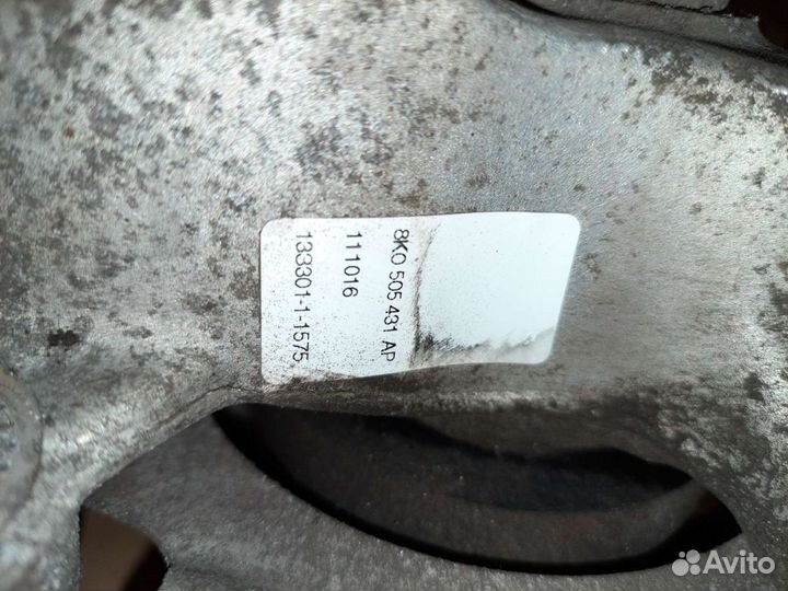 Кулак поворотный задний Audi A4 B8 A5 8T