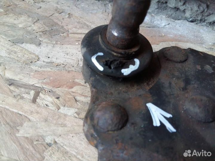 Рычаг передний левый Opel Corsa D 2006-2015