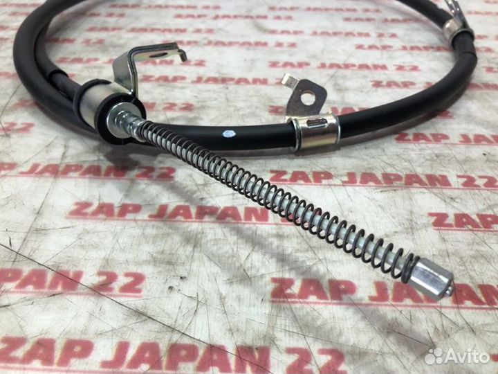 Трос ручника левый Mitsubishi Pajero Sport 2 6B31